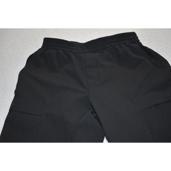 Lululemon Mens Size Small Tapered Engineered Elements Cargo Pant Black LM5AACS - Picture 6 of 10